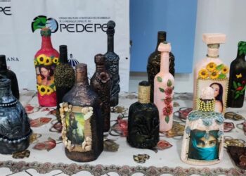 Gradúan a mujeres de Gaspar Hernández en técnicas de reciclaje