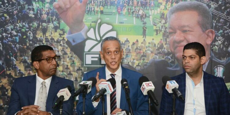 Fuerza del Pueblo dice el Gobierno mantiene política exterior confusa