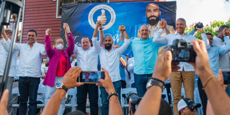 Director de junta distrital de Pedro García se juramenta en el PRM