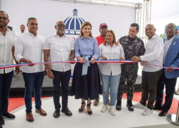 Vicepresidenta inaugura Centro Tecnológico La Moneda