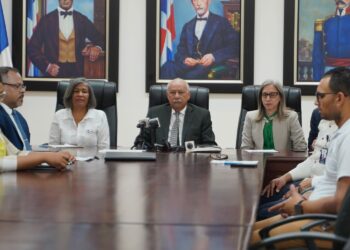 MINERD convoca concurso de oposición para cubrir más de 10 mil plazas vacantes