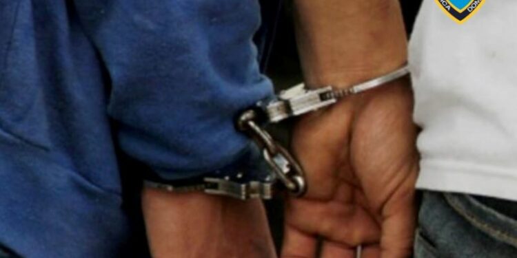 Apresan siete personas por hechos delictivos incluyendo tres mujeres