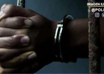 Apresan dos rompedores de vehículos y a otro que despojaba a mano armada 