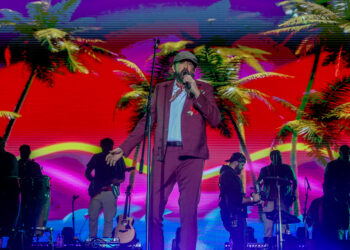 Juan Luis Guerra cautiva a 18.000 personas en Madrid con sus ritmos latinos