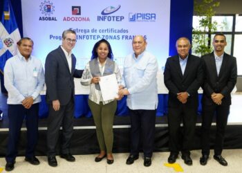 INFOTEP certifica 580 empleados de Zonas Francas