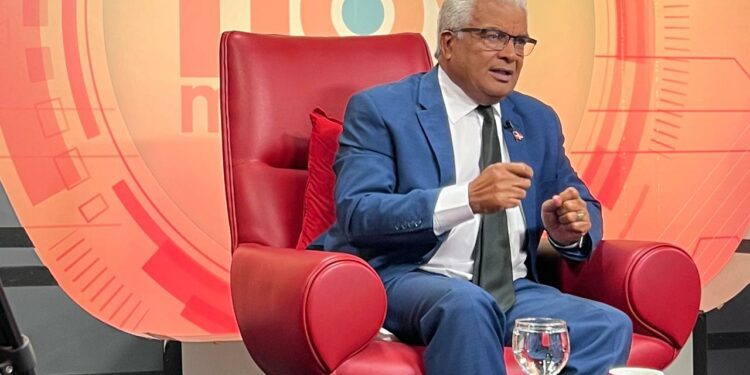 Burgos Gómez:  En el CEA hay 1.350 contratos siendo sometidos a revisión