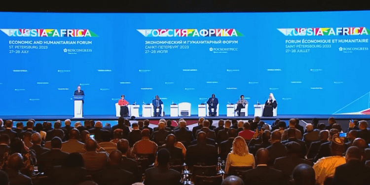 Rusia reforzará su presencia militar en más de 40 países en África