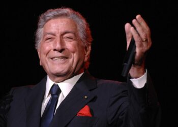 Adiós a una Leyenda: Tony Bennett, la Voz Inmortal de la música estadounidense