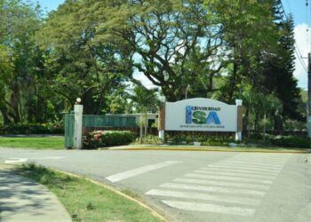 Universidad ISA de Santiago elige nuevo rector