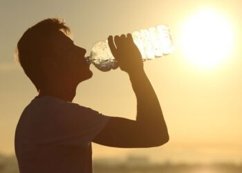 Dominicanos sufren calor extremo en NY y estados aledaños