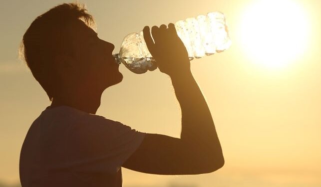 Dominicanos sufren calor extremo en NY y estados aledaños