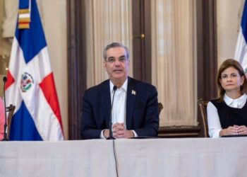 Programa permitirá a dominicanos con visa acelerar ingreso a Estados Unidos