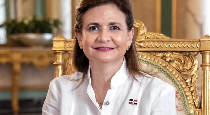 Gobierno aclara aterrizaje Helicóptero viajaba Raquel Peña fue  por precaución 