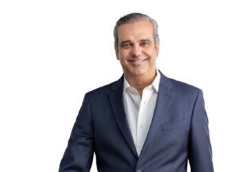 Luis Abinader arranca su campaña por la repostulación