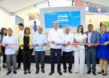 Presidente Luis Abinader encabeza inicio al año escolar 2023-2024 