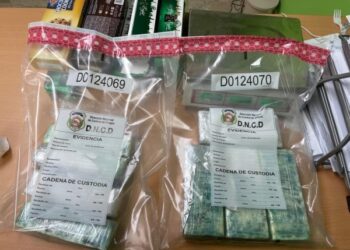 Apresan extranjera en Aeropuerto de Punta Cana con supuesta cocaína  