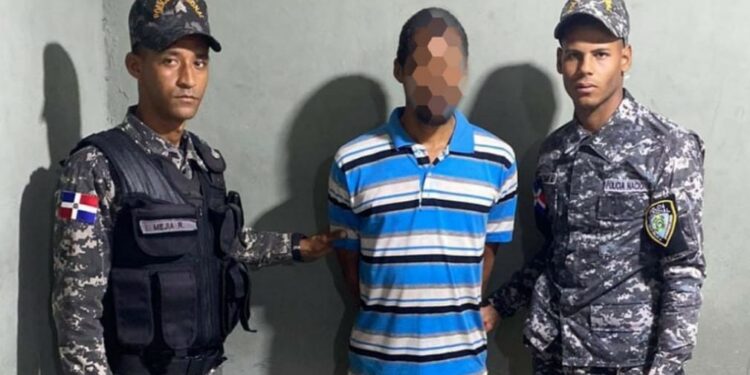 Capturan a “Tony’ en Monte Plata y a "Omega" en Santiago por acciones fuera de la ley