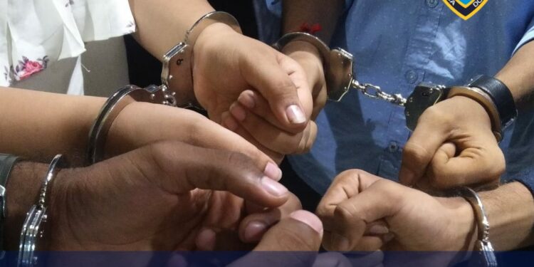 Arrestados cinco miembros de presunta banda por robo millonario a un banco