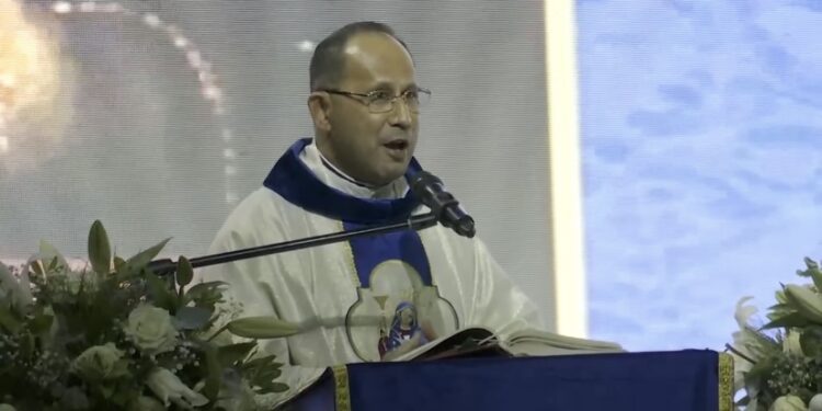 Obispo de Montecristi, Jain Méndez, pide 4 años más para el presidente Luis Abinader