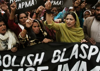 Violencia contra cristianos en Pakistán por acusaciones de blasfemia 