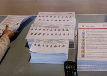 Arranca la jornada electoral en Ecuador, blindada por la violencia política