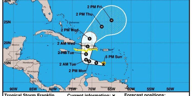 La tormenta 'Franklin' pone en alerta a República Dominicana y Haití