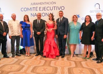 Acroarte juramenta nueva directiva encabezada por Wanda Sánchez