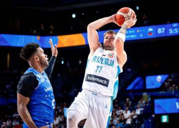 Estados Unidos y Eslovenia empiezan el Mundial de Baloncesto con susto