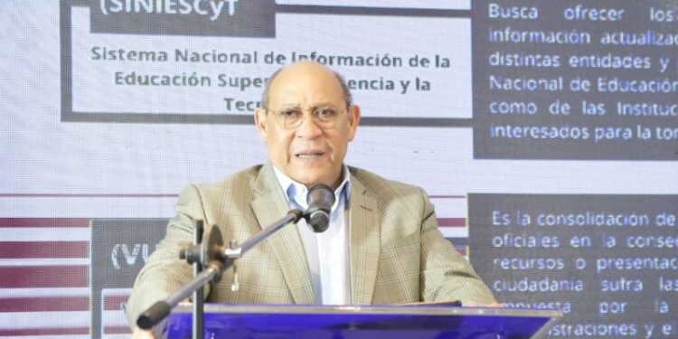 Santos Badía anuncia someterá a revisión la ley 116-80 que crea el INFOTEP