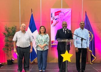 PLD se apoya en cifras para denunciar retroceso en Educación 