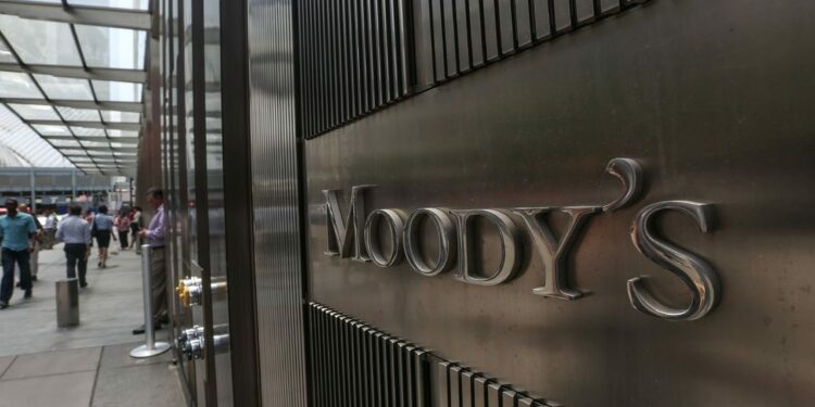 Moody’s mejora la perspectiva de la República Dominicana