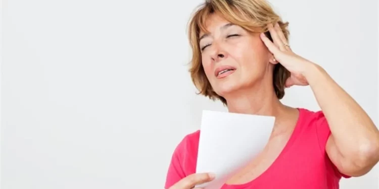 Nueva investigación revela vínculo entre la menopausia y la fibrilación auricular en mujeres