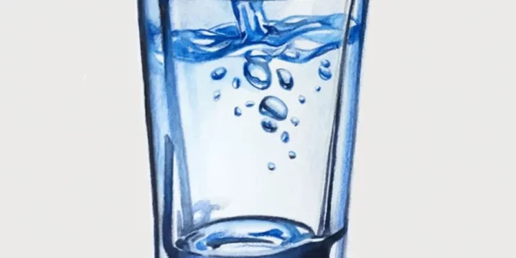 Descubrimiento con un vaso de agua podría cambiar la comprensión del universo