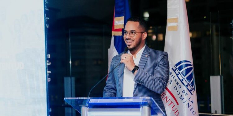 Anuncian tercera convocatoria para fomentar estudios en jóvenes vulnerables