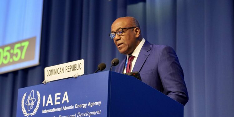 Ministro de Energía y Minas aboga por tecnología nuclear en conferencia de la OIEA