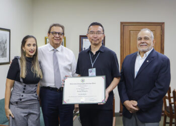 UNPHU fortalece vinculación internacional con la visita del arquitecto japonés Sou Fujimoto