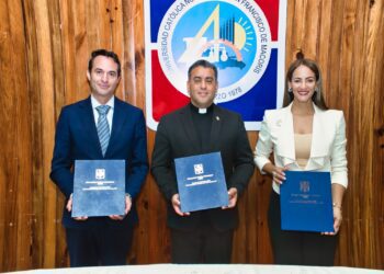 Acroarte, UCNE y Euroinnova Internacional firman convenio de colaboración educativa