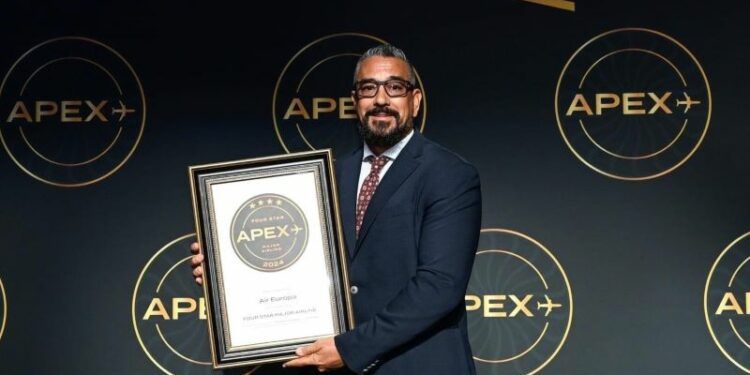 Certifican a Air Europa como aerolínea cuatro estrellas