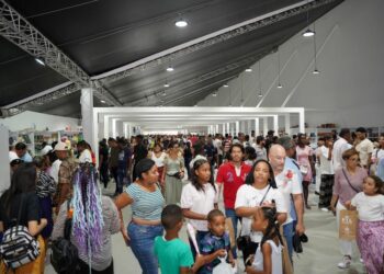 Reportan cifras récord en las ventas de librerías en la Feria Internacional del Libro 2023