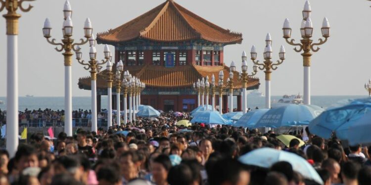 China toma medidas para estimular su economía y estabilizar mercado inmobiliario