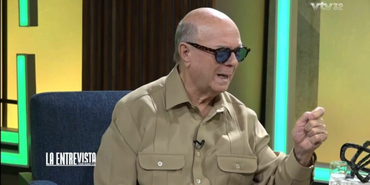 Mejía: "Alianza PLD y Fuerza del Pueblo es una muestra de debilidad y un acuerdo raro"