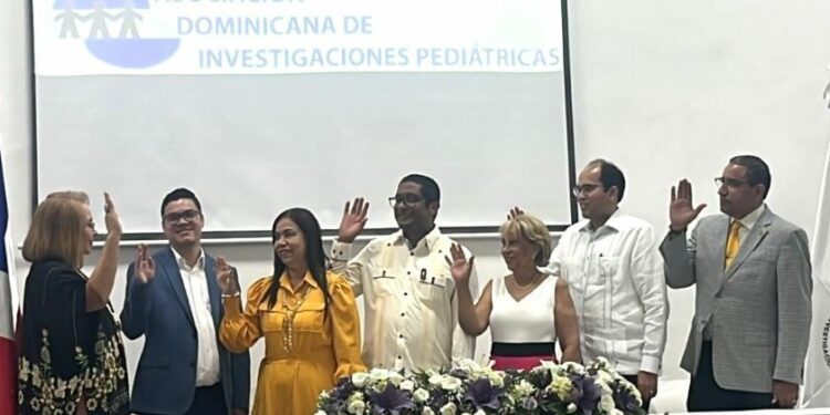 Nueva directiva de la Asociación Dominicana de investigaciones pediátricas.