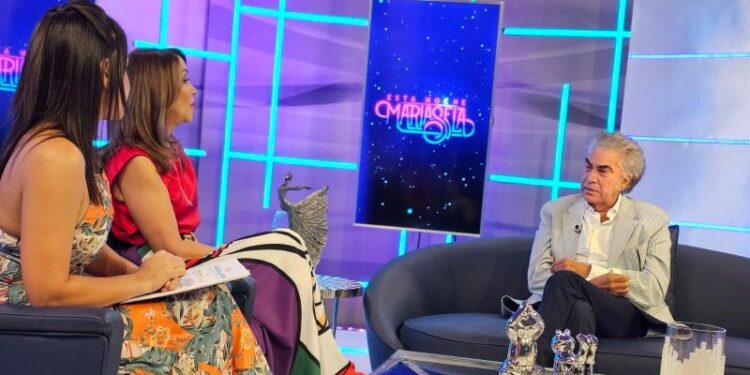 Jose Luis Rodriguez "El Puma" expone vivencias en televisión de República Dominicana .