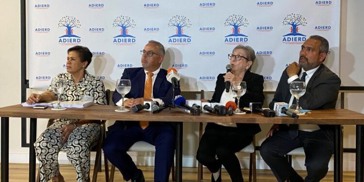 Industrias editoriales advierten irregularidades en proceso de aprobación de libros de texto