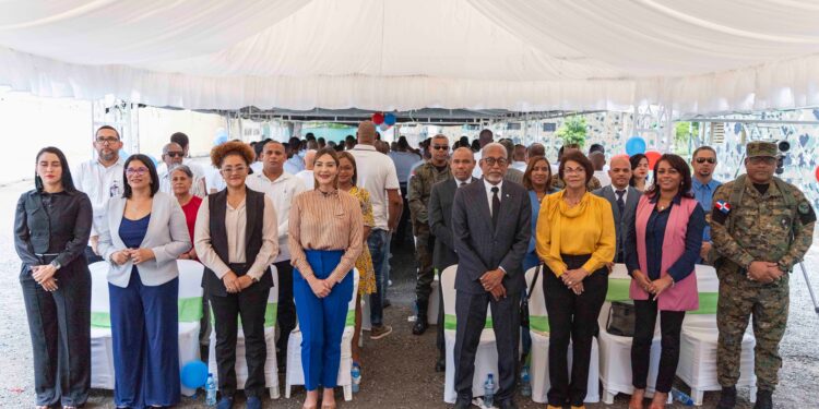 Un nuevo amanecer tras las rejas: DGSPC inaugura año escolar con 6,000 privados de libertad"