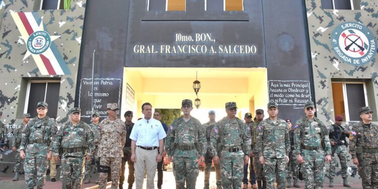 Ministro de Defensa supervisa frontera con Haití y garantiza su Seguridad