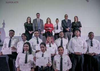 Diageo y Supérate celebran la graduación de 584 jóvenes