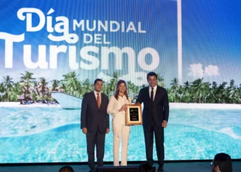 MITUR reconoce líderes clave en celebración del Día Mundial del Turismo