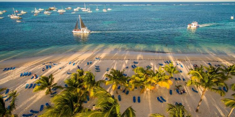 OMT vuelve a reconocer la gestión del turismo en la República Dominicana