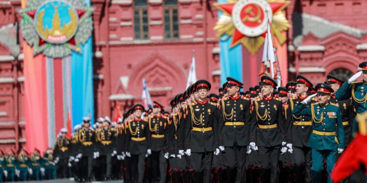 Cuba detecta red recluta cubanos para combatir con Rusia en la guerra de Ucrania